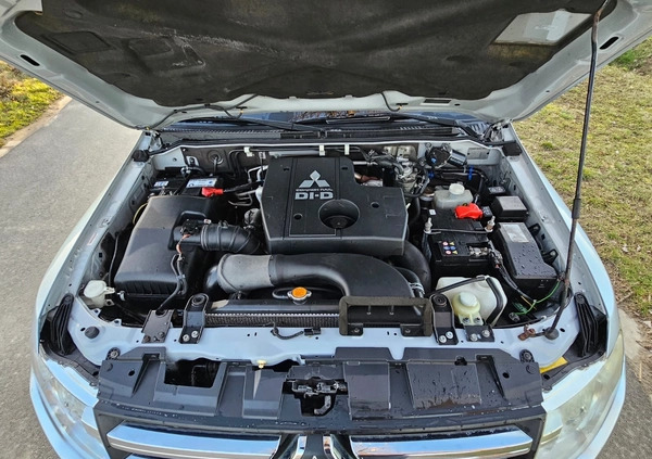 Mitsubishi Pajero cena 44900 przebieg: 289286, rok produkcji 2010 z Maszewo małe 352